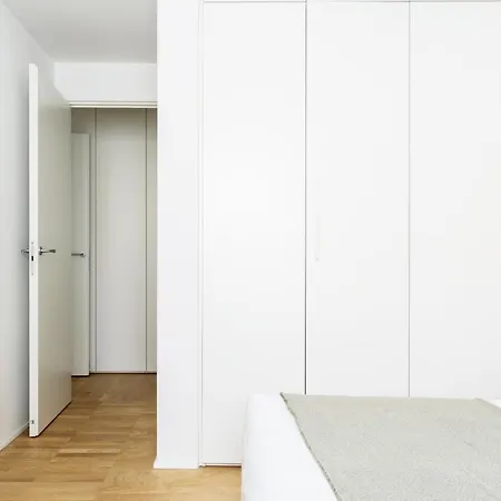 Apartment Homeathotel - San Nazaro Milan